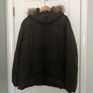 Old Navy hooded puffer jacket XXL
